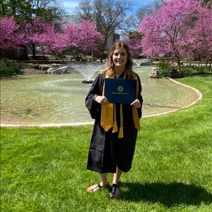 Meet your Posher, Megan